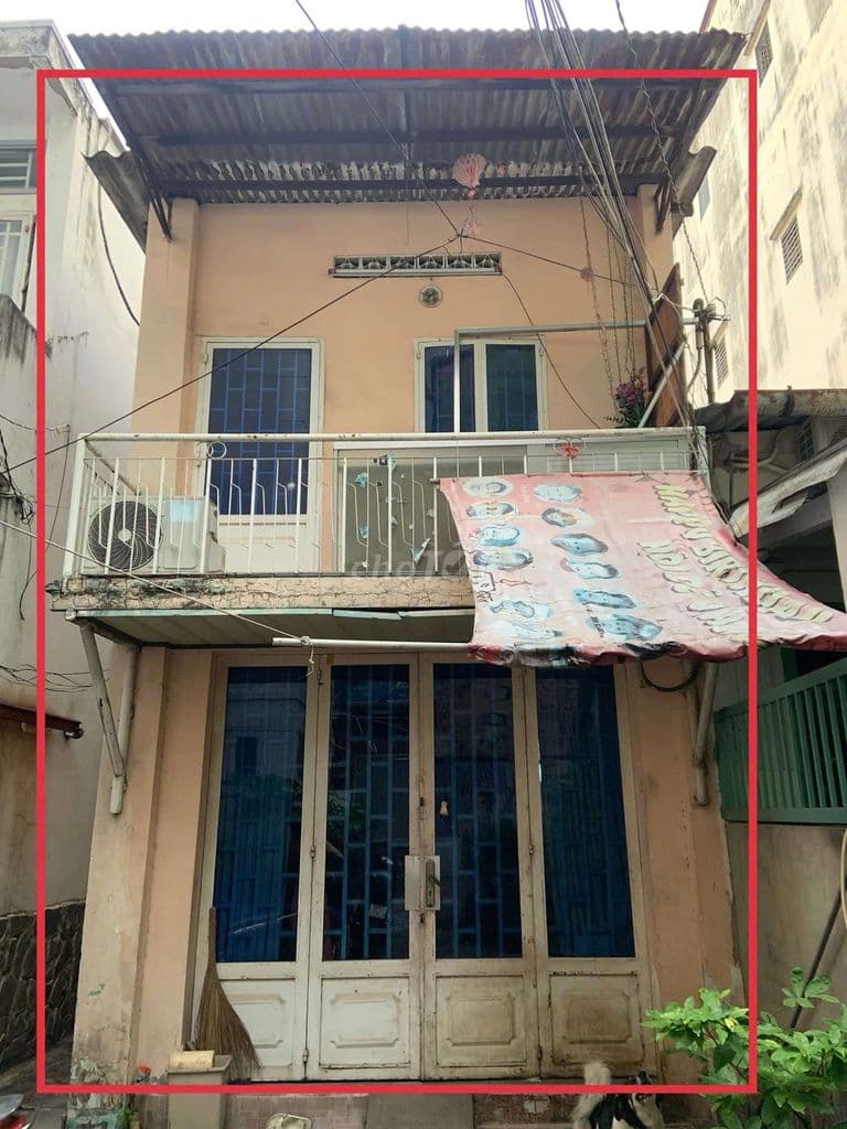 SIÊU VỊ TRÍ CÁCH QUẬN 1