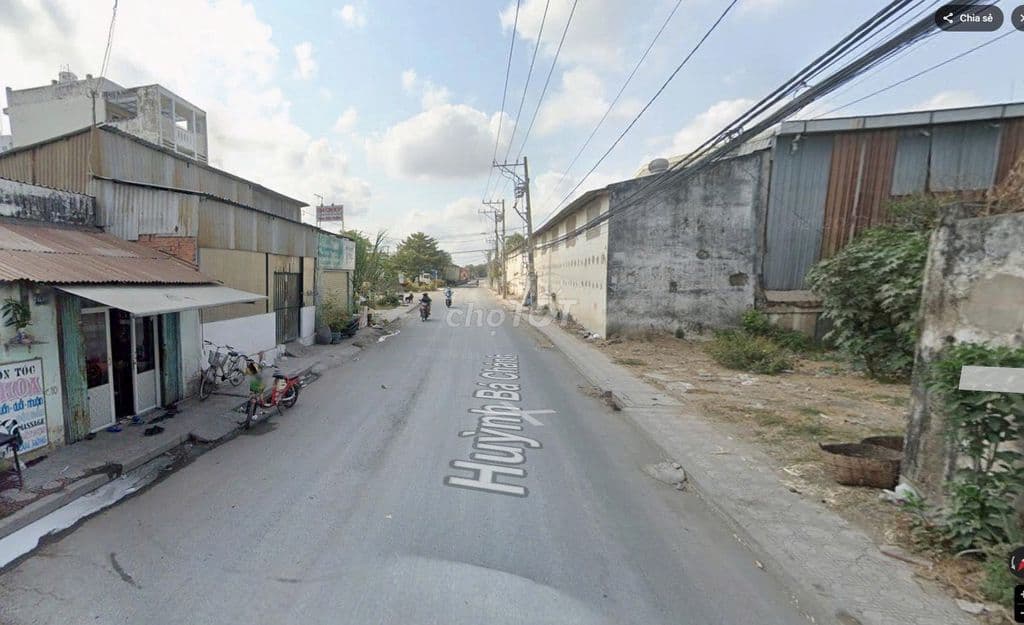Nền đất mặt tiền Huỳnh Bá Chánh