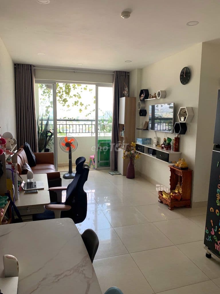 Bán căn góc 3pn 2wc full nội thất, ban công view Q1 cc DreamHome Palac