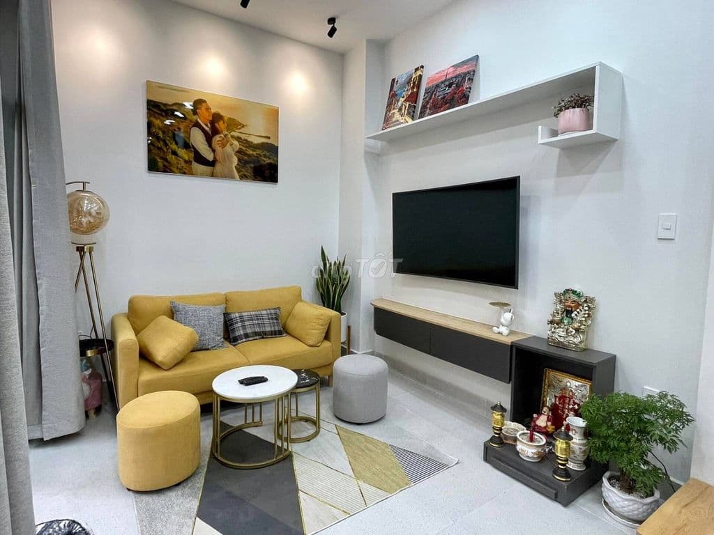 Nhà 2 Tầng Đường Số 8 Linh Xuân - Ngang 10m - Hẻm Ô Tô - SHR Hoàn Công