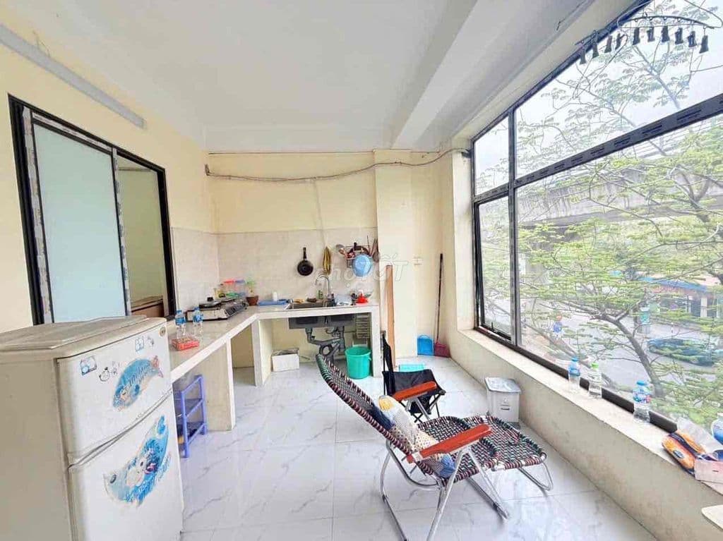 7 Tầng Thang Máy Mặt Phố Xuân Thuỷ-Trung Tâm Cầu Giấy,Vỉa Hè 8m,KD Đỉn - Ảnh 2