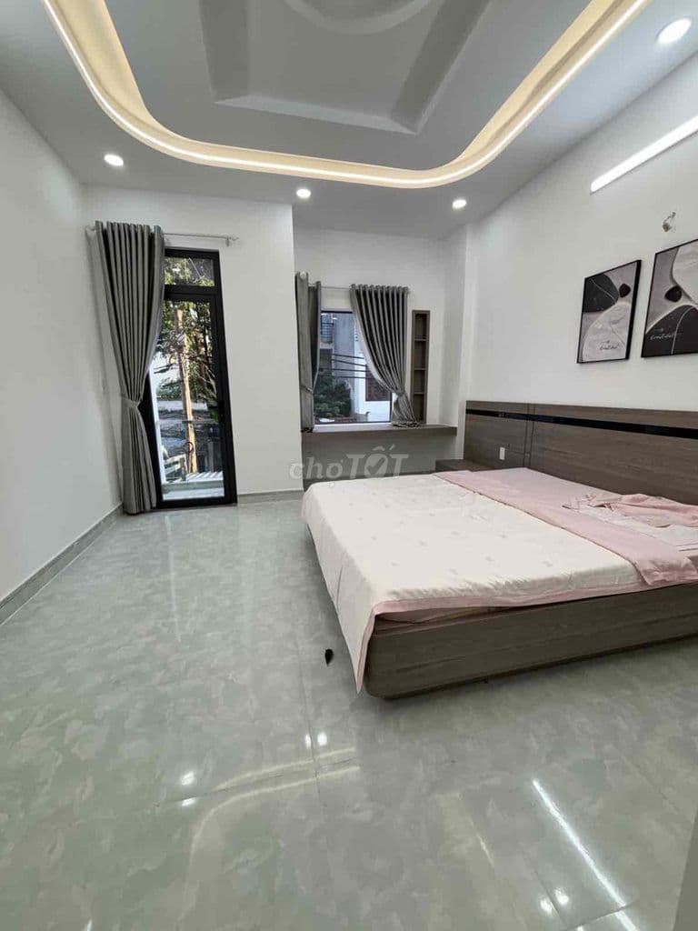 Hẻm 10m , nhà 5 Tầng 6PN - 7WC - Ảnh 2