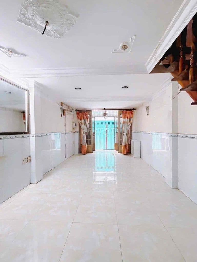 4t450-BÁN NHÀ QUẬN 4 – KDC HH CÁCH MẶT TIỀN XÓM CHIẾU 30M