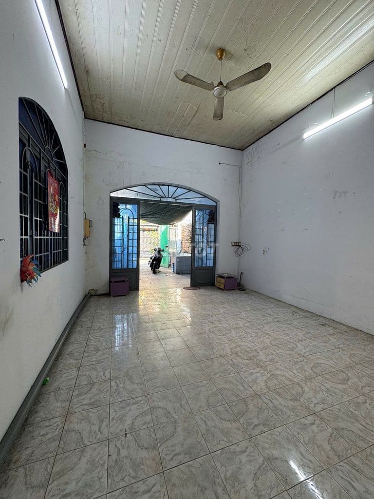 BÁN NHÀ HUYỆN TRUNG CHÁNH - 120M2 - 6TỶ5 TL