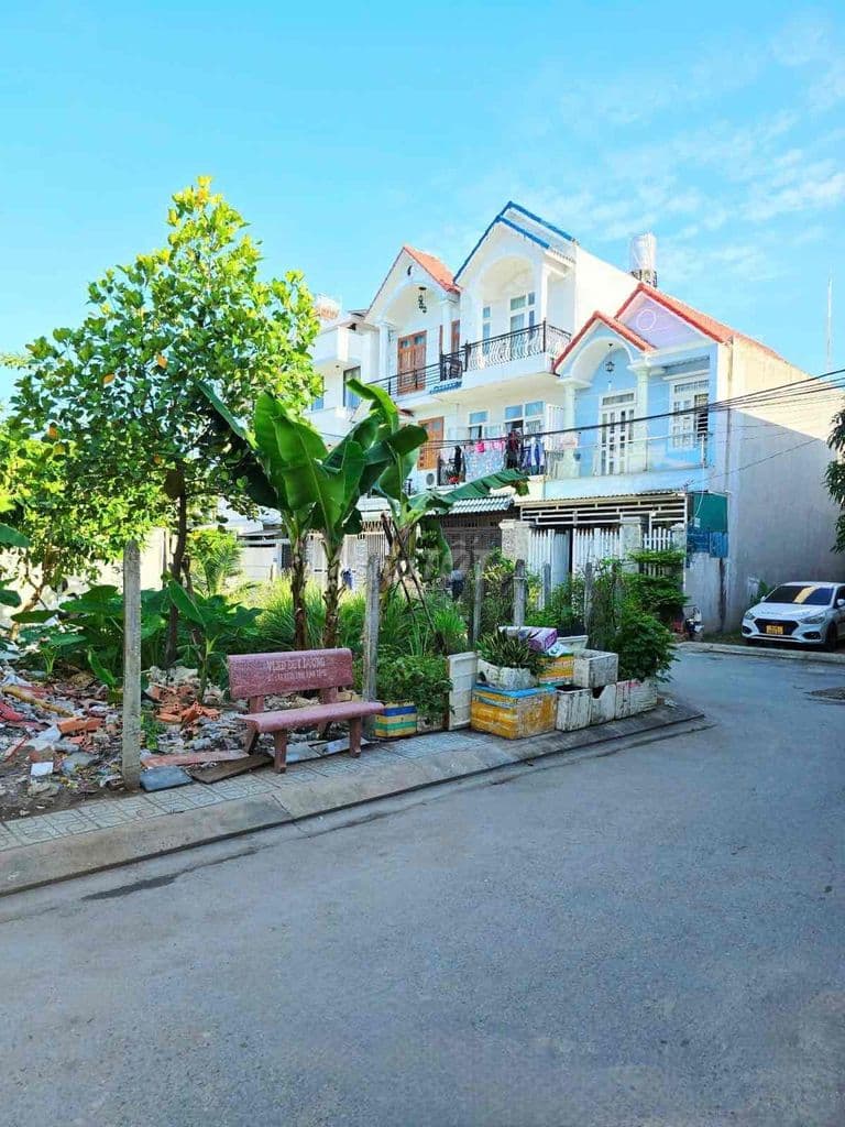 LÔ ĐẤT CÓ 1-0-2 3 MẶT HẺM OTO , NGAY LÒ LU, GẦN VIN Q9, KHU CNC, ĐH
