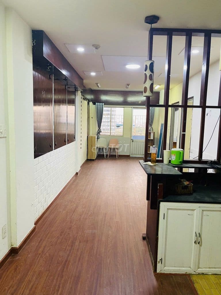 BÁN CHUNG CƯ NGÔ TẤT TỐ, LÔ C TẦNG 8 GIÁ RẺ