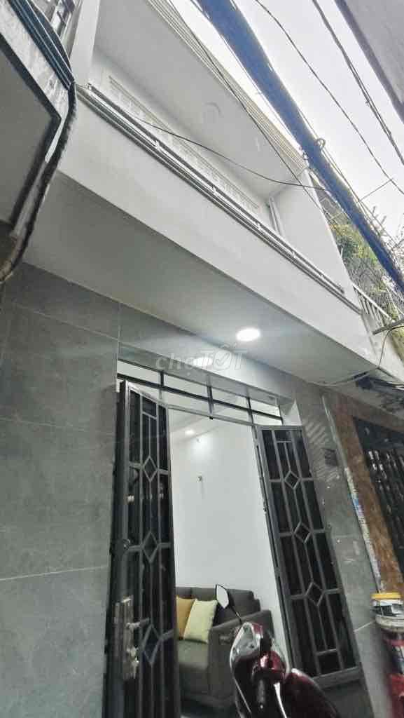 SẠCH ĐẸP KHÓ TÌM - LĐT - GÒ VẤP NHÀ 2 TẦNG - 3.3x8.3 - 3,45 tỷ