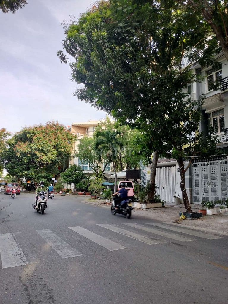 Bán Nhà cách Lotte 1km DT:6x15 vị trí kinh doanh đường số 40 Tân phong - Ảnh 3