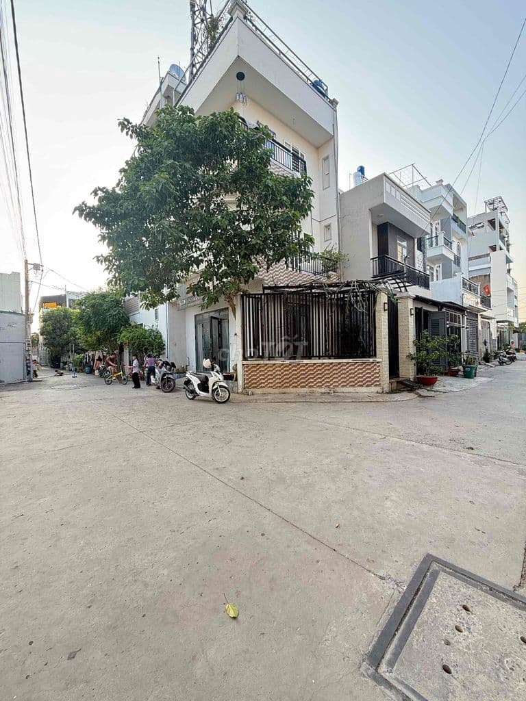 Nhà Góc 2 Mặt Tiền siêu Hiếm. ngang 5.5x16 - Ảnh 3