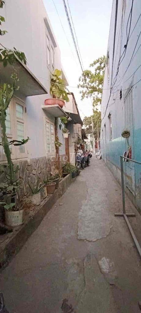 Chính chủ bán nhà hẻm Tân Thới Nhất 8