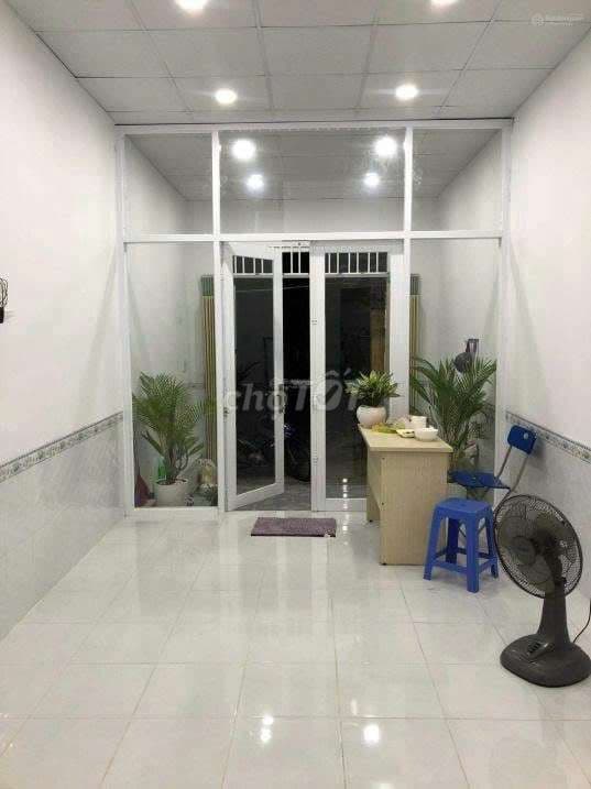 Nhà 1 triệt 1 lầu - Ảnh 2