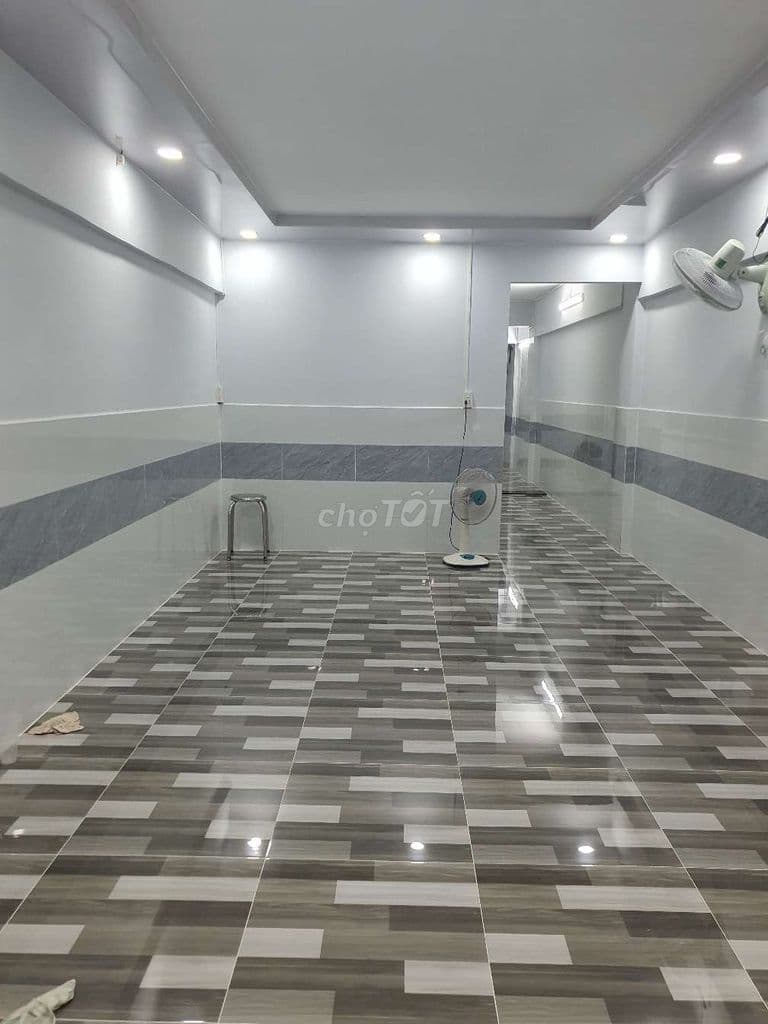 tầng trệt chung cư ngô gia tự lô q - Ảnh 2