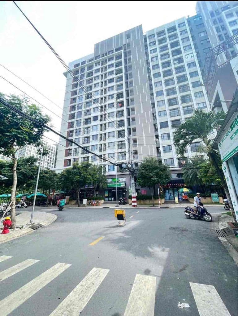 nhà mới xây chắc chắn vị trí đẹp.gần chợ.tặng full nội thất - Ảnh 3