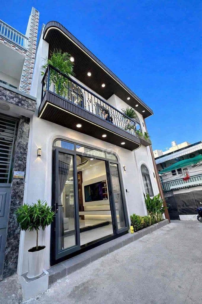 Bán nhà 3PN Nguyễn Văn Quỳ Q7 full nội thất cao cấp