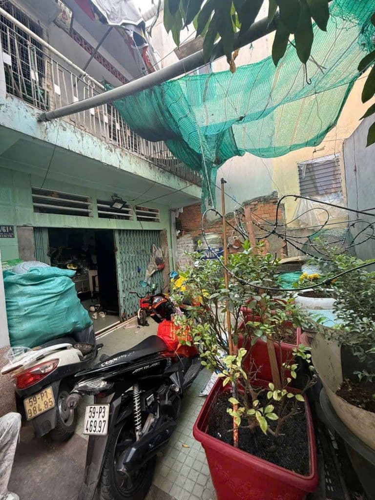 nhà 4.3m × 15m cấp 4. hẻm 3m khu Hoàng Sa - Phạm Văn Hai