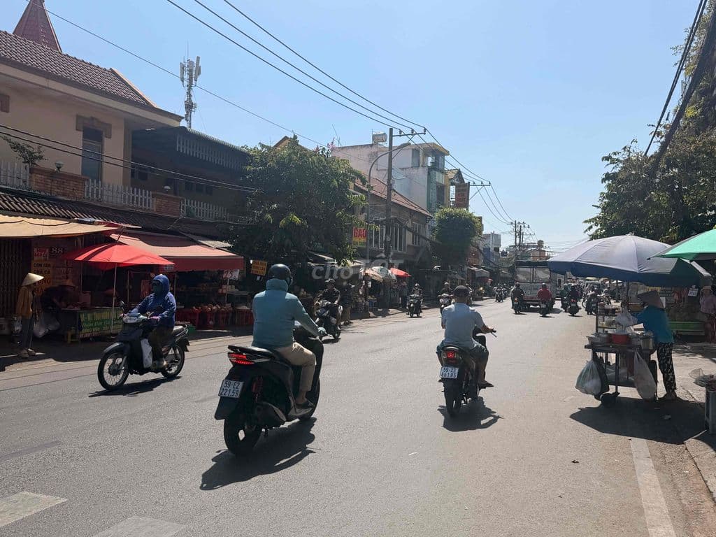 Bán nhà mặt tiền đường Hiệp Bình ngay trung tâm chợ Hiệp Bình - Ảnh 2