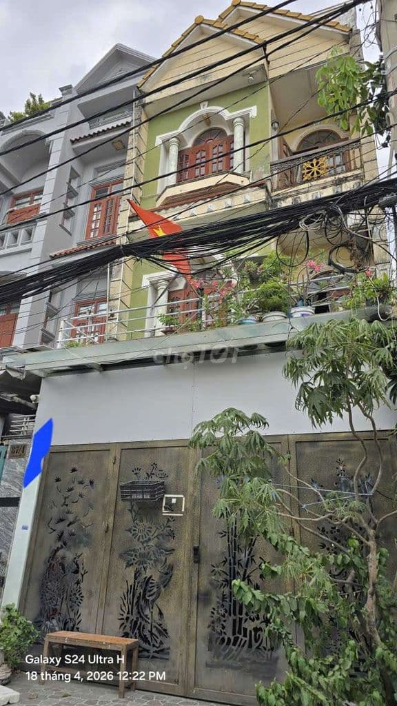 💥CCG Bán nhà phố 1trệt 3lầu 4pn 4wc 1bếp DT 5X20 Hoàn công Đầy đủ
