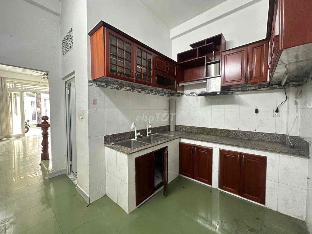 120m2 Sd, 3 tầng, hẻm ô tô 4,5m, gần siêu thị emart Phan Huy Ích, 5 ty - Ảnh 3