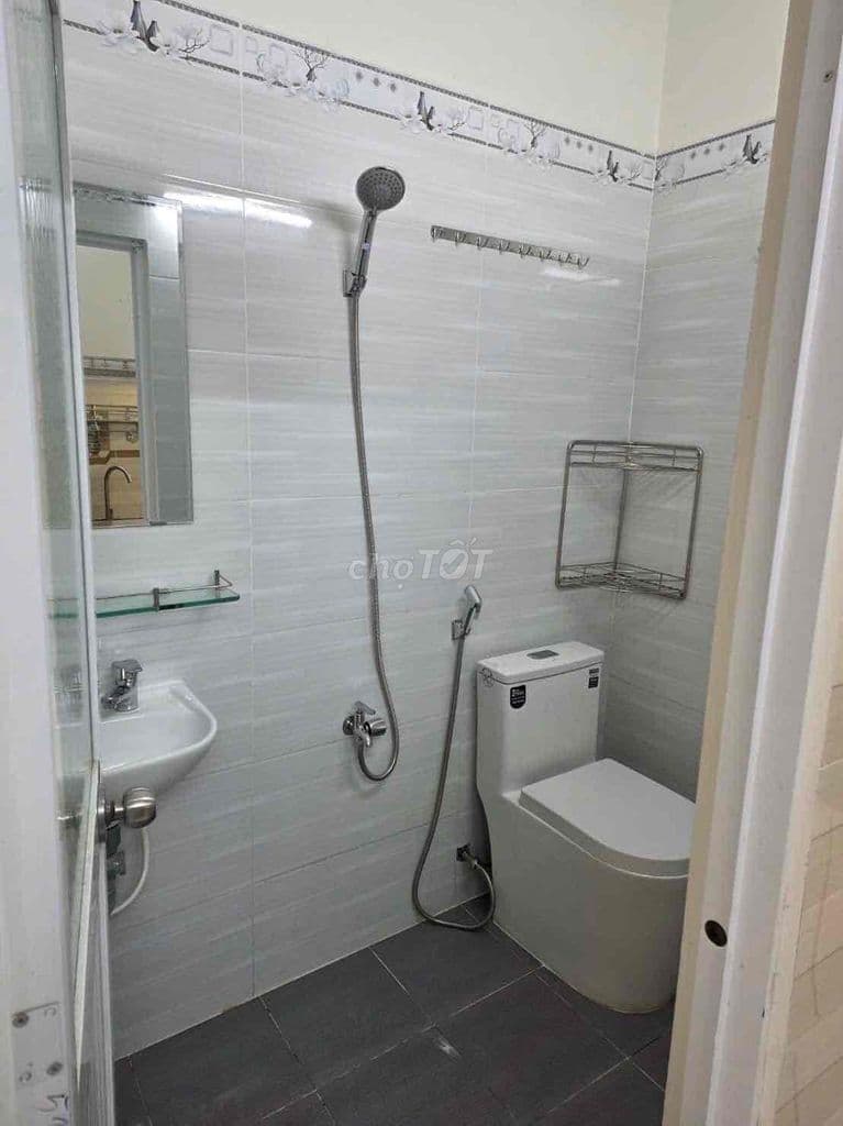NHà Mới Vào ở liền 1 lầu Tặng Nội thất đường Lê văn Lương - Ảnh 2