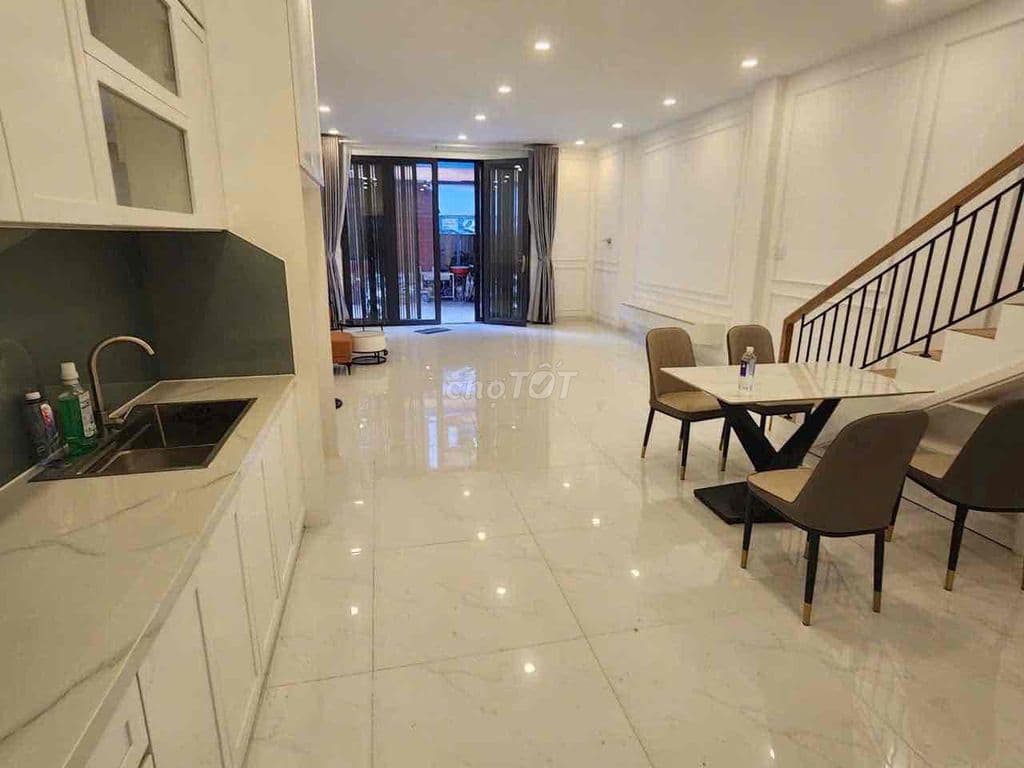 Bán nhà hẻm Lạc Long Quân, F8, TB 3Lầu mới 100% - Ảnh 3
