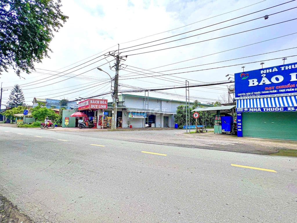 Chủ ngộp cần bán lô đất thổ cư gần chợ Phú Hoà Đông, xây dựng tự do - Ảnh 2