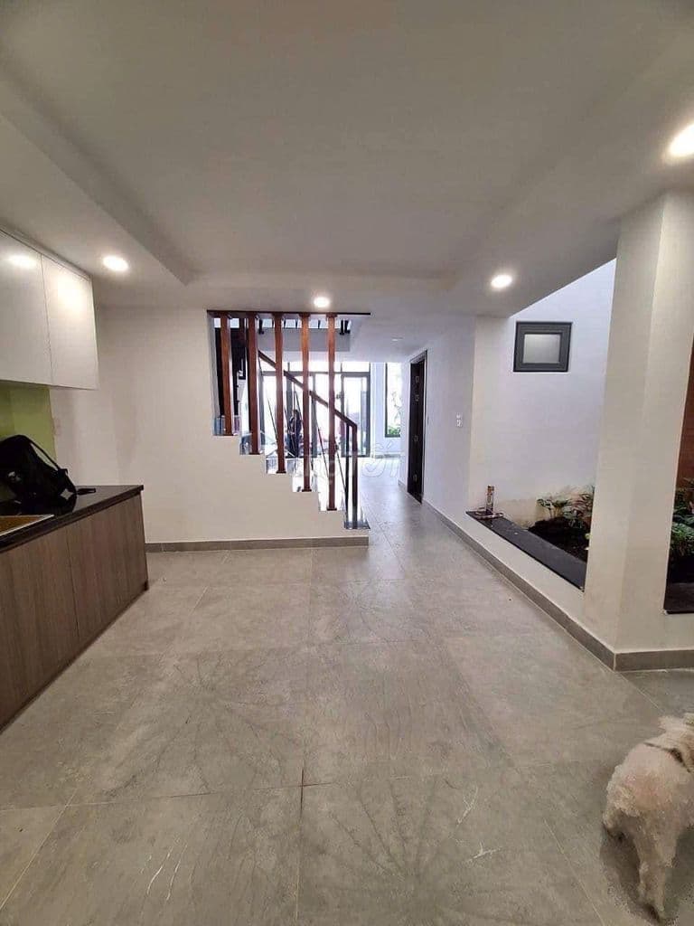 Cho thuê nhà góc 2MT 126B Phan Đăng Lưu, P.6, Q. Bình Thạnh - Ảnh 3