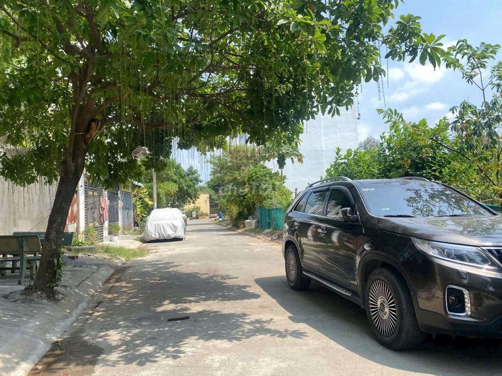 CHÍNH CHỦ BÁN ĐẤT NGAY CHỢ LONG TRƯỜNG KHÔNG NGẬP