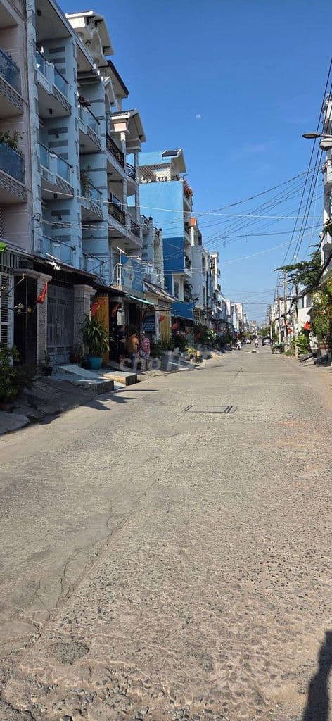 Bán Đất Tặng Nhà Ngay ĐL. Võ Văn Kiệt