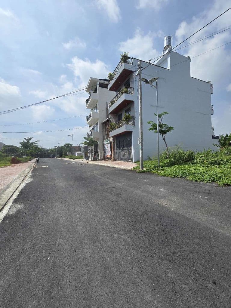 ĐẤT BÙI THỊ LÙNG, DT: 85m2, SỔ HỒNG RIÊNG, CHỈ 4 TỶ, TẶNG GPXD - Ảnh 3