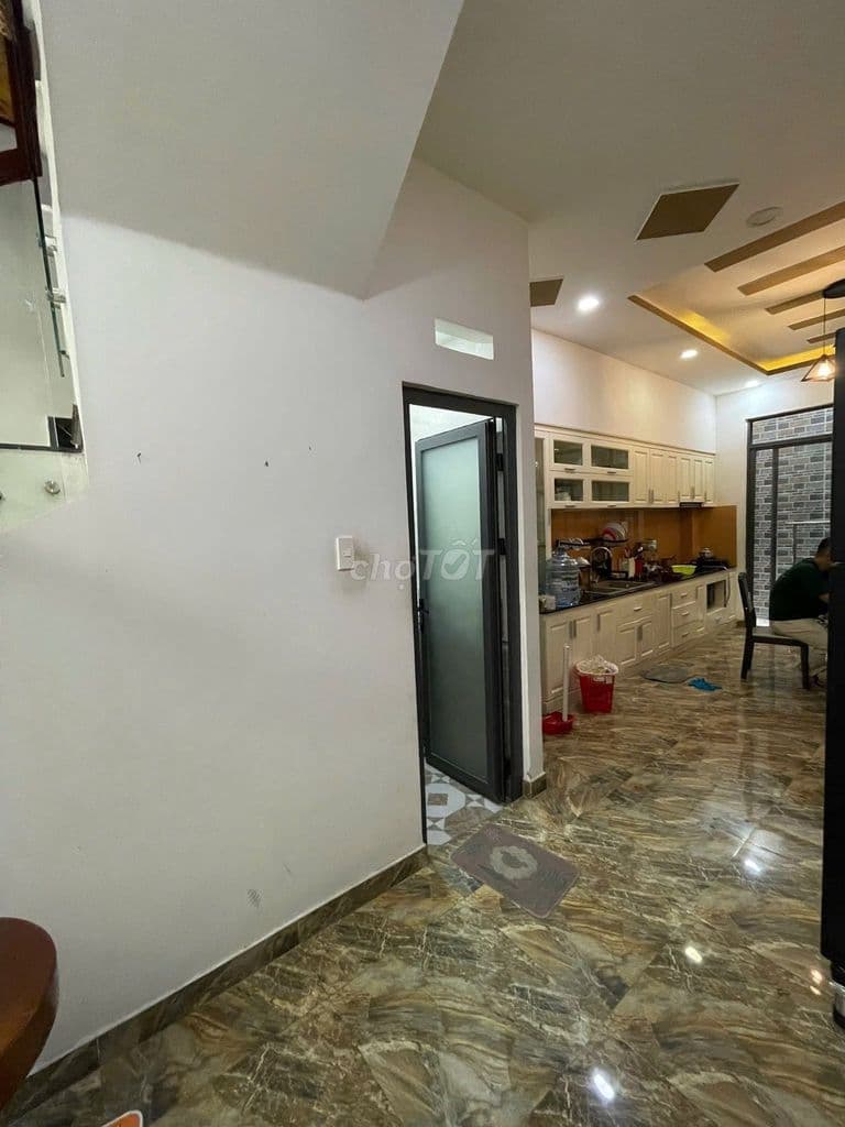 Bán nhà hẻm 90 Âu Dương Lân P3Q8. 3.5x17m 3 lầu ST