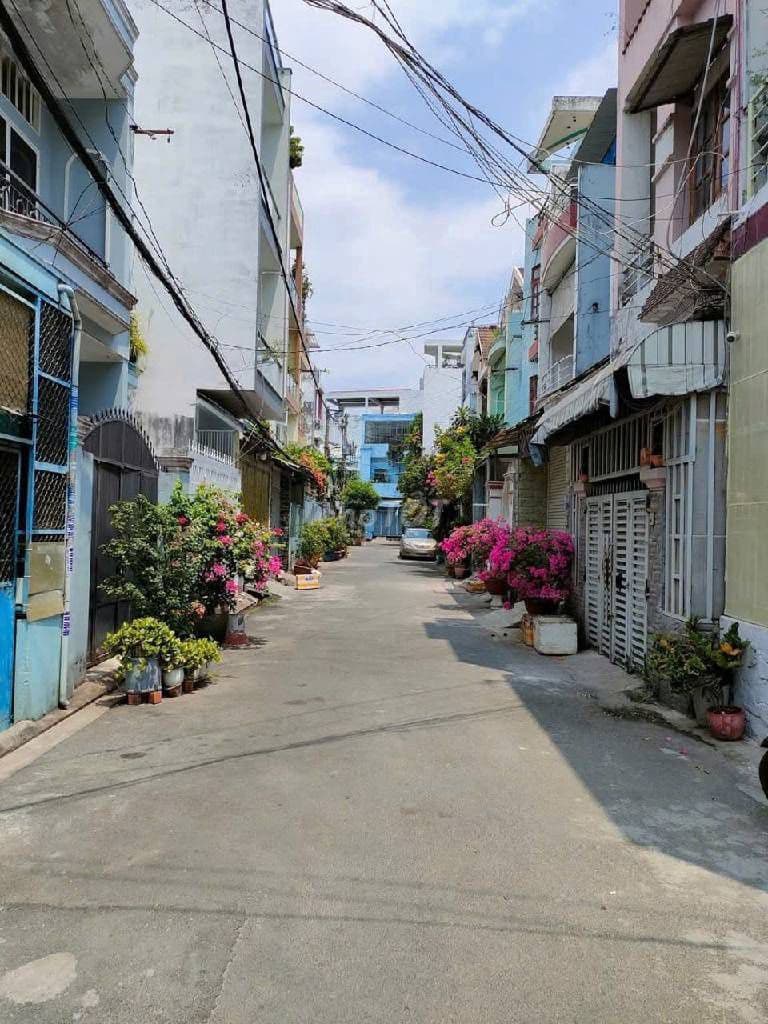 🌹 Siêu Hiếm Đường Phú thọ Hoà DT 4x20 1 lầu hẻm 6m giá ; 6 tỷ bớt