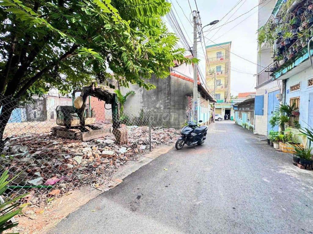 Bán đất Full thổ cư 7x11m ngay khu đh tài chính hẻm xh thông - Ảnh 2