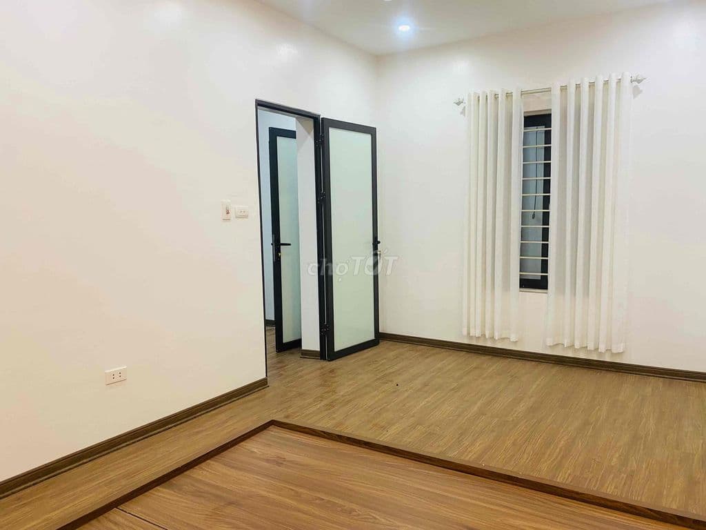 Căn hộ tập thể quân đội 120 Hoàng Quốc Việt 100m2 4,5 tỷ bán rẻ - Ảnh 3