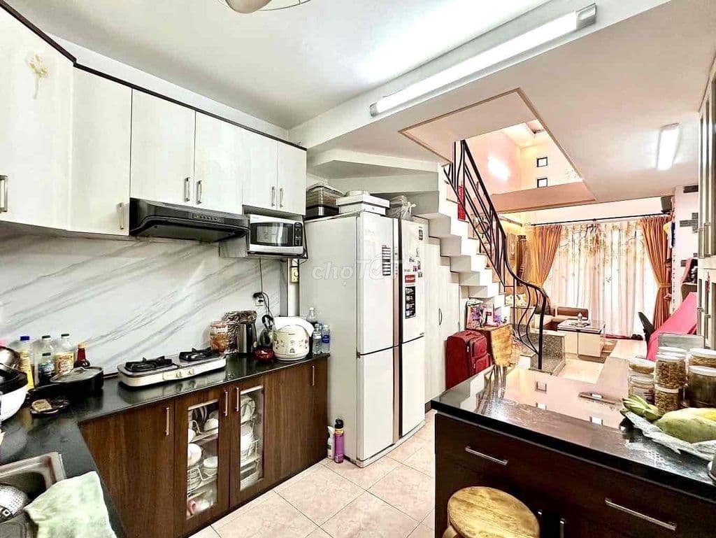 Nhà 5 tầng sát mặt tiền Trương Quốc Dung 47m2 5 phòng ngủ full nội thấ - Ảnh 3