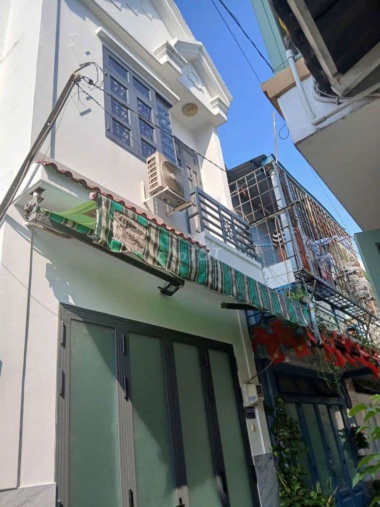Nhà đẹp HXH Trương Thị Hoa 3 Tầng 4x10 giá chỉ hơn 4,25t