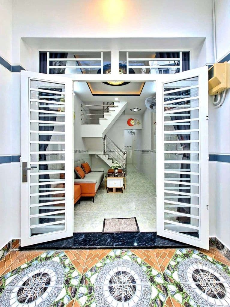 BÁN NHÀ MỚI HOÀN THIỆN MỚI 100% - 1 LẦU Ở NGAY - Ảnh 2