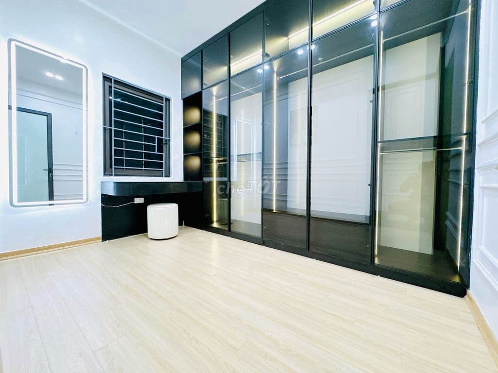 BÁN NHÀ ĐẸP CHÍNH CHỦ MẶT SÁT PHỐ LÊ TRỌNG TẤN, TẶNG FULL NỘI THẤT - Ảnh 2