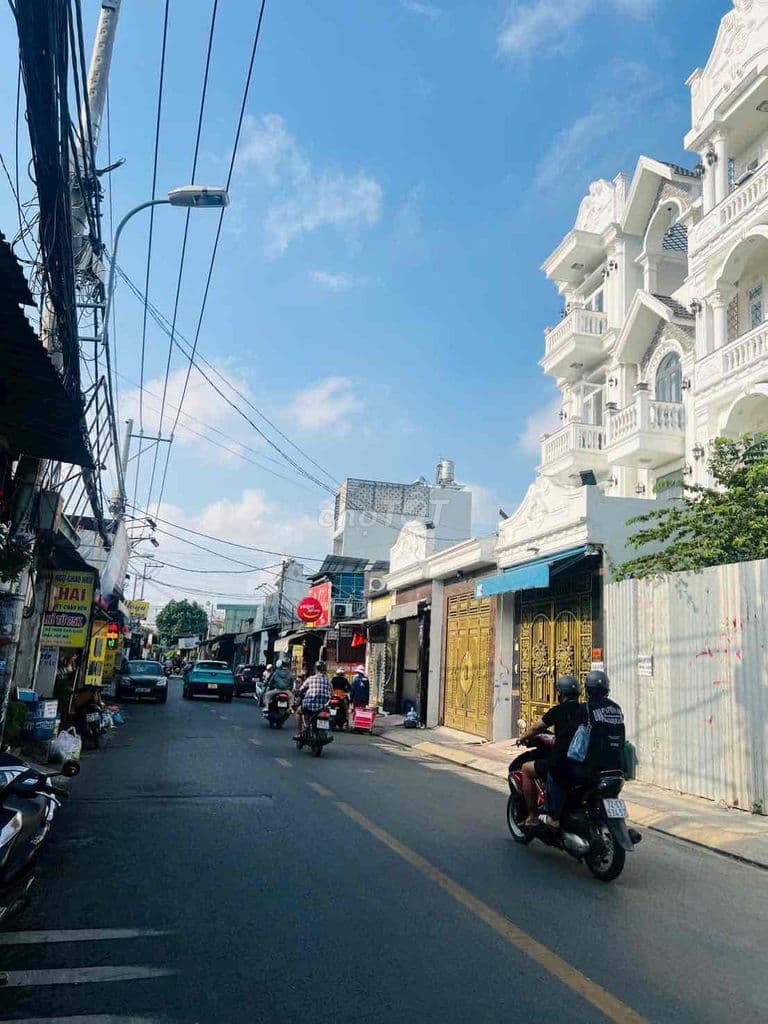 Lô đất Mặt tiền 4mx26m. Trục kinh doanh sầm uất. Hệ số xây dựng cao - Ảnh 3