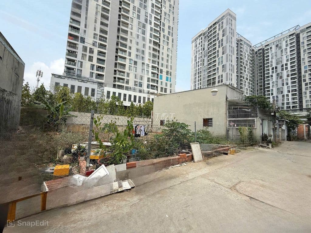 4 lô đất đường 6 Hiệp Bình Phước cạnh CC Urban Green 5,6 tỷ