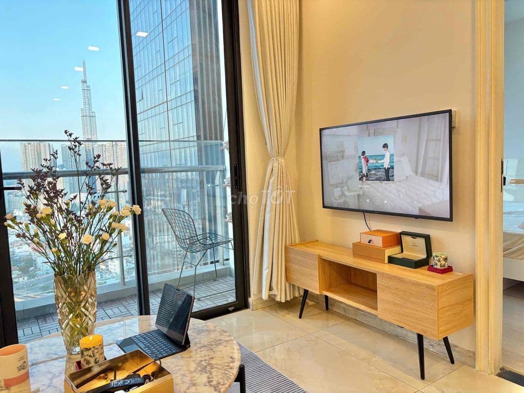 🚀 HÀNG HIẾM QUẬN 1 - GIÁ ĐẦU TƯ *** VINHOMES GOLDEN RIVER 🚀 - Ảnh 2