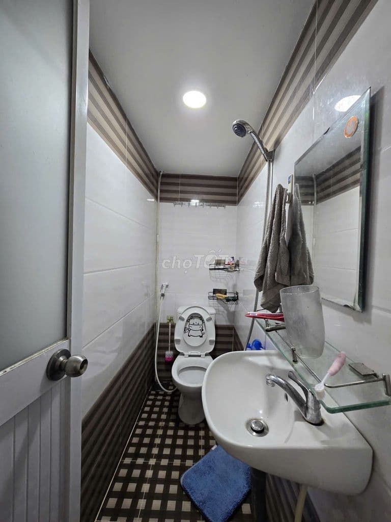 Bán nhà gần chợ Rạch Ông đường Nguyễn Thị Tần P2 Q8 - Ảnh 2