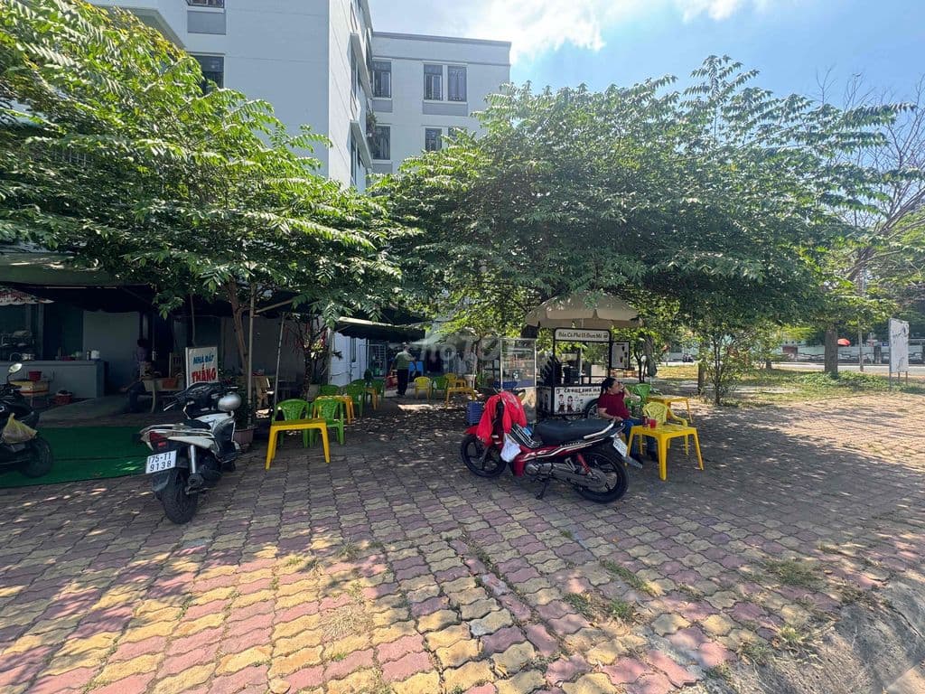 Chung Cư Tầng Trệt Kinh Doanh - Đối diện Công Viên