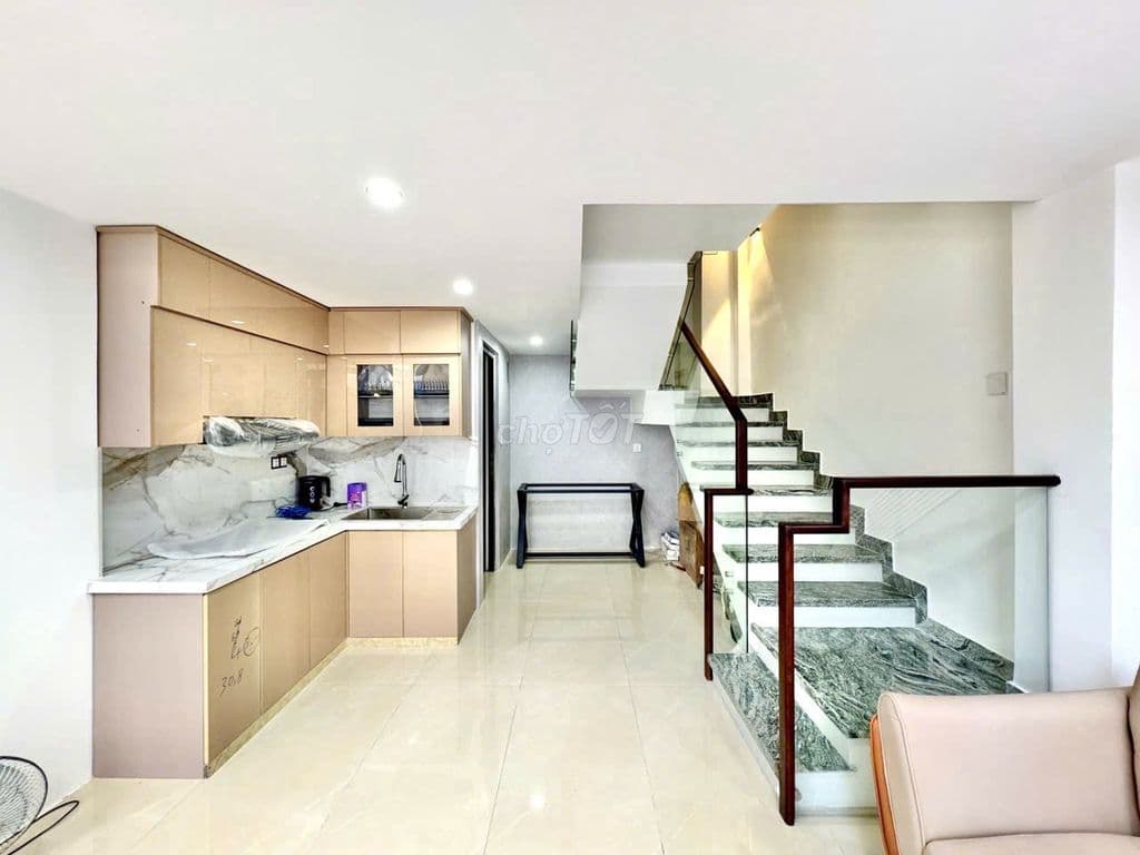 Bán nhà đường Nguyên Hồng Gò Vấp, 60m², 5 tầng mới, hẻm ô tô - Ảnh 2