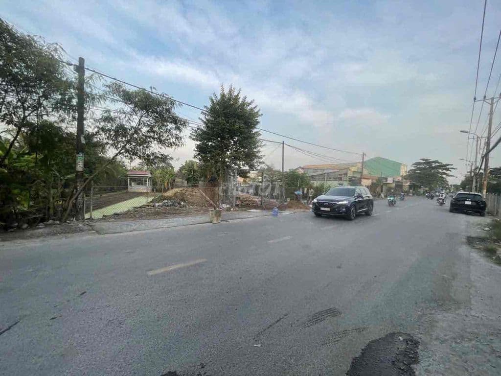 Bán Đất Mặt Tiền Ngay Bến Xe Hưng Long