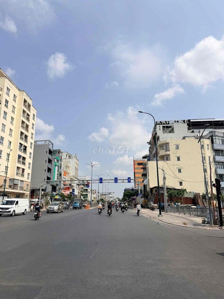 Nhà mặt tiền kinh doanh Dương Quảng Hàm, P.6, Gò Vấp - 4mx13m - 13 Tỷ - Ảnh 3