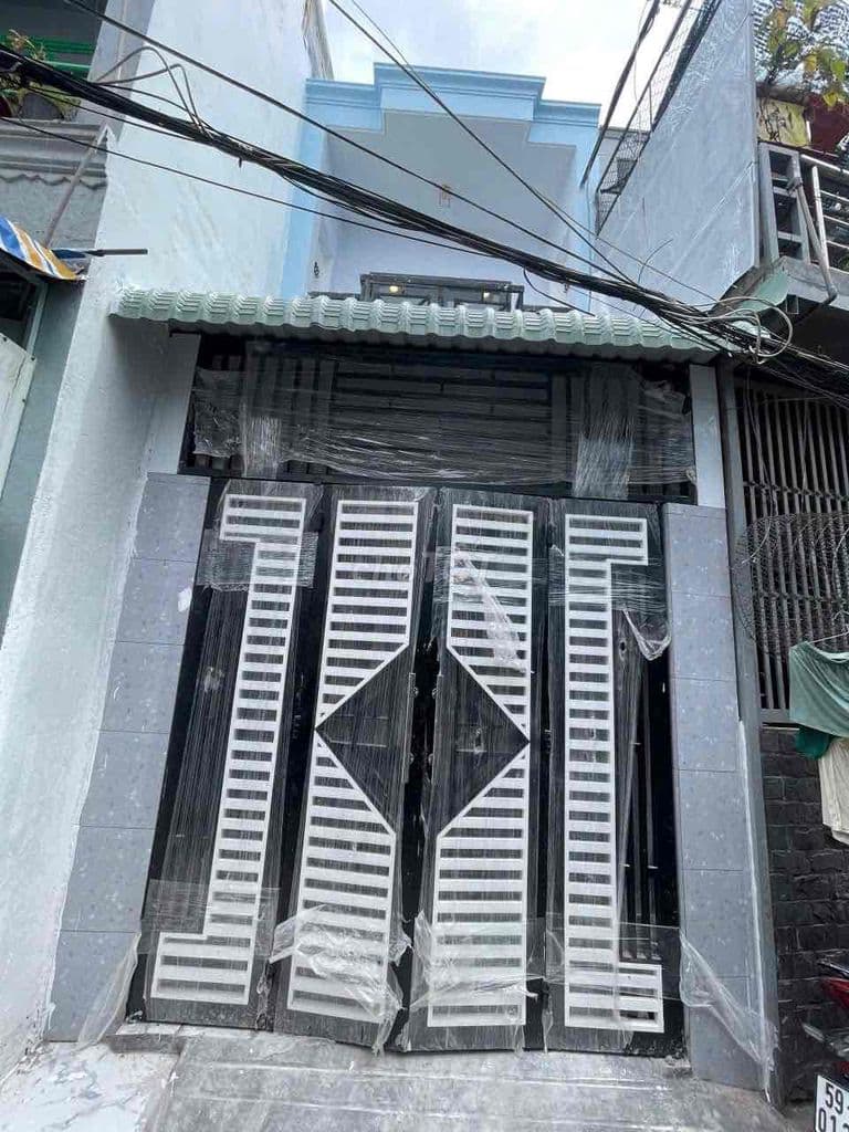 Nhà mới ngay Lưu Hữu Phước