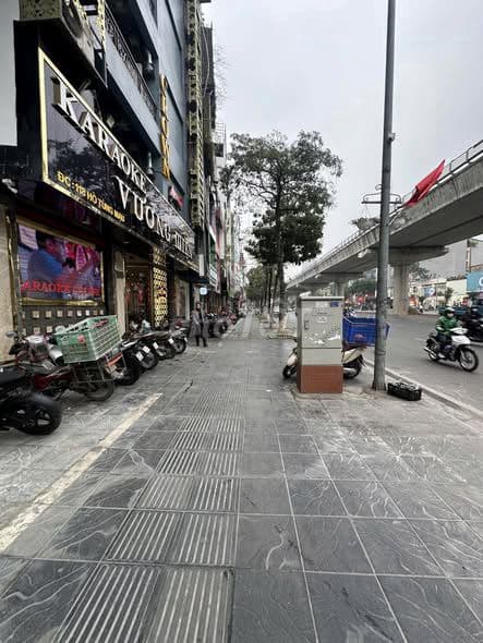 bán toà VP mặt phố Hồ Tùng Mậu đẹp - Ảnh 2