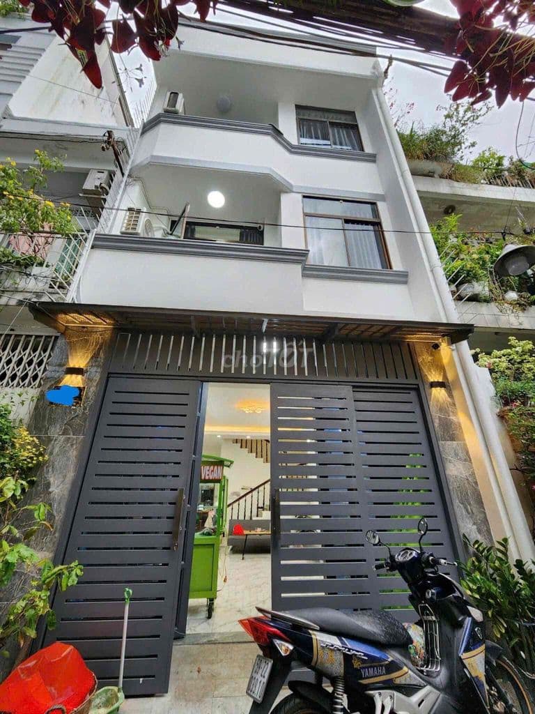 NHÀ NGAY TRUNG TÂM QUẬN 1 - CỐNG QUỲNH MÀ CHỈ NHỈNH 6 ĐỒNG CHO 70M2!!!