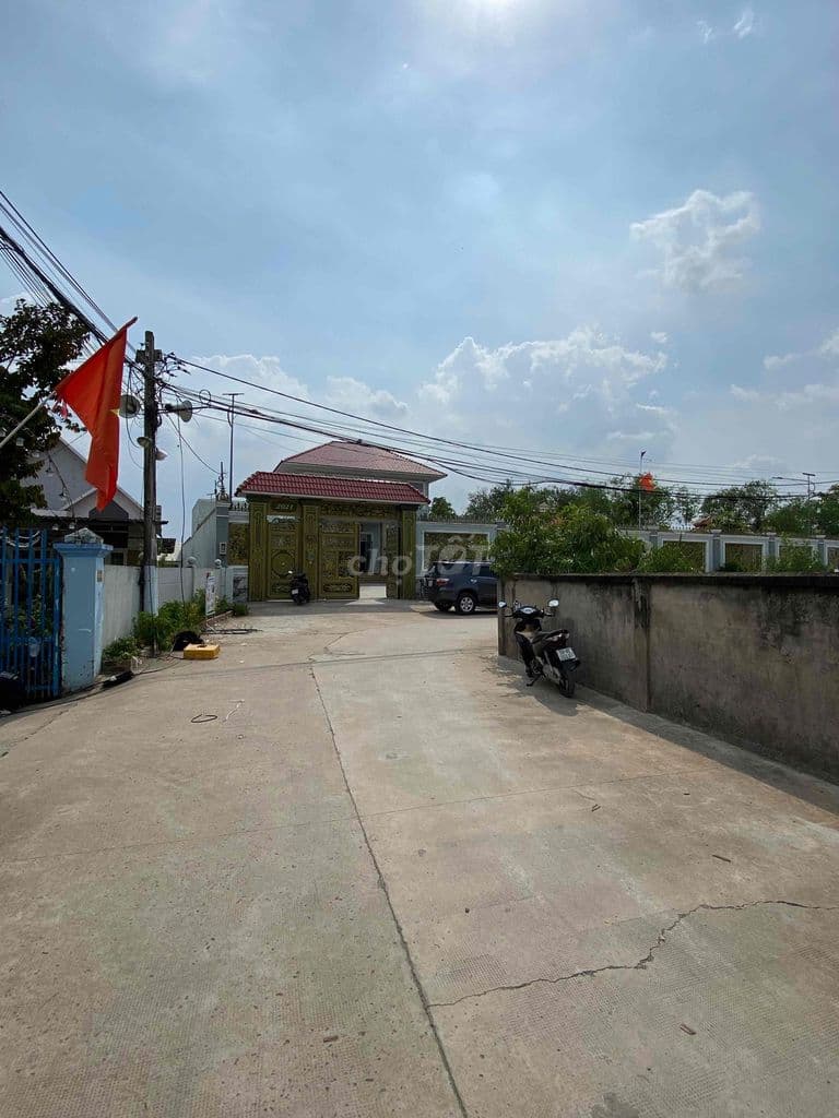 Hàng nóng - 776.4m2 có 72.3m đất ở , Giá 12tỷ TPHCM - Ảnh 2
