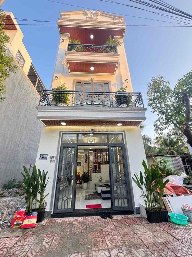 Nhà 2 Lầu Đường 12m Chợ Đường Gần Ngã Tư Ga Q12